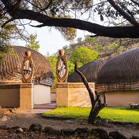 Aha Lesedi African Lodge & Cultural Village Broederstroom Eksteriør billede