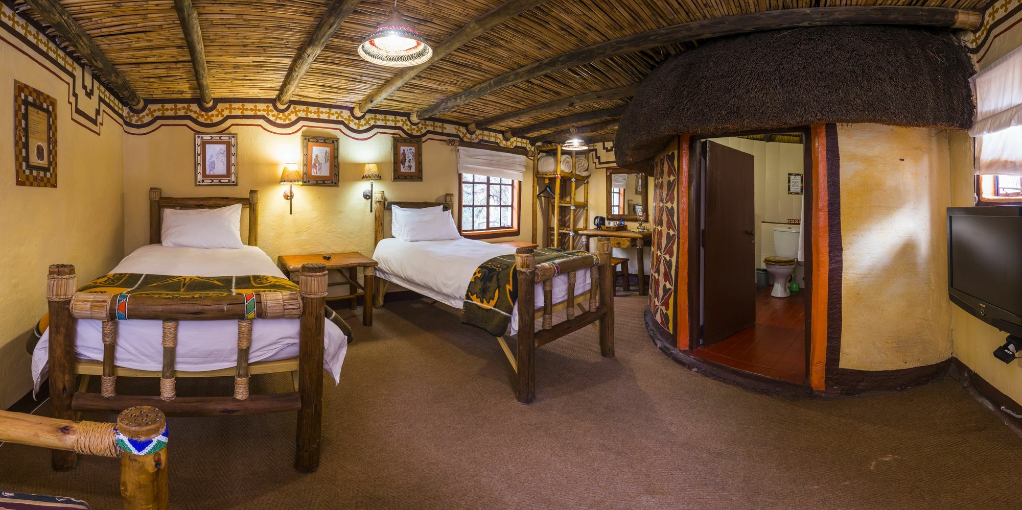 Aha Lesedi African Lodge & Cultural Village Broederstroom Eksteriør billede