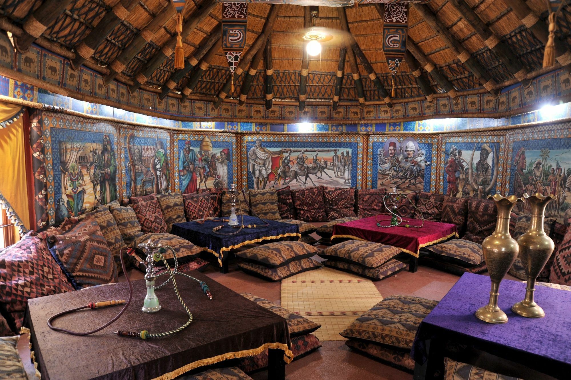 Aha Lesedi African Lodge & Cultural Village Broederstroom Eksteriør billede