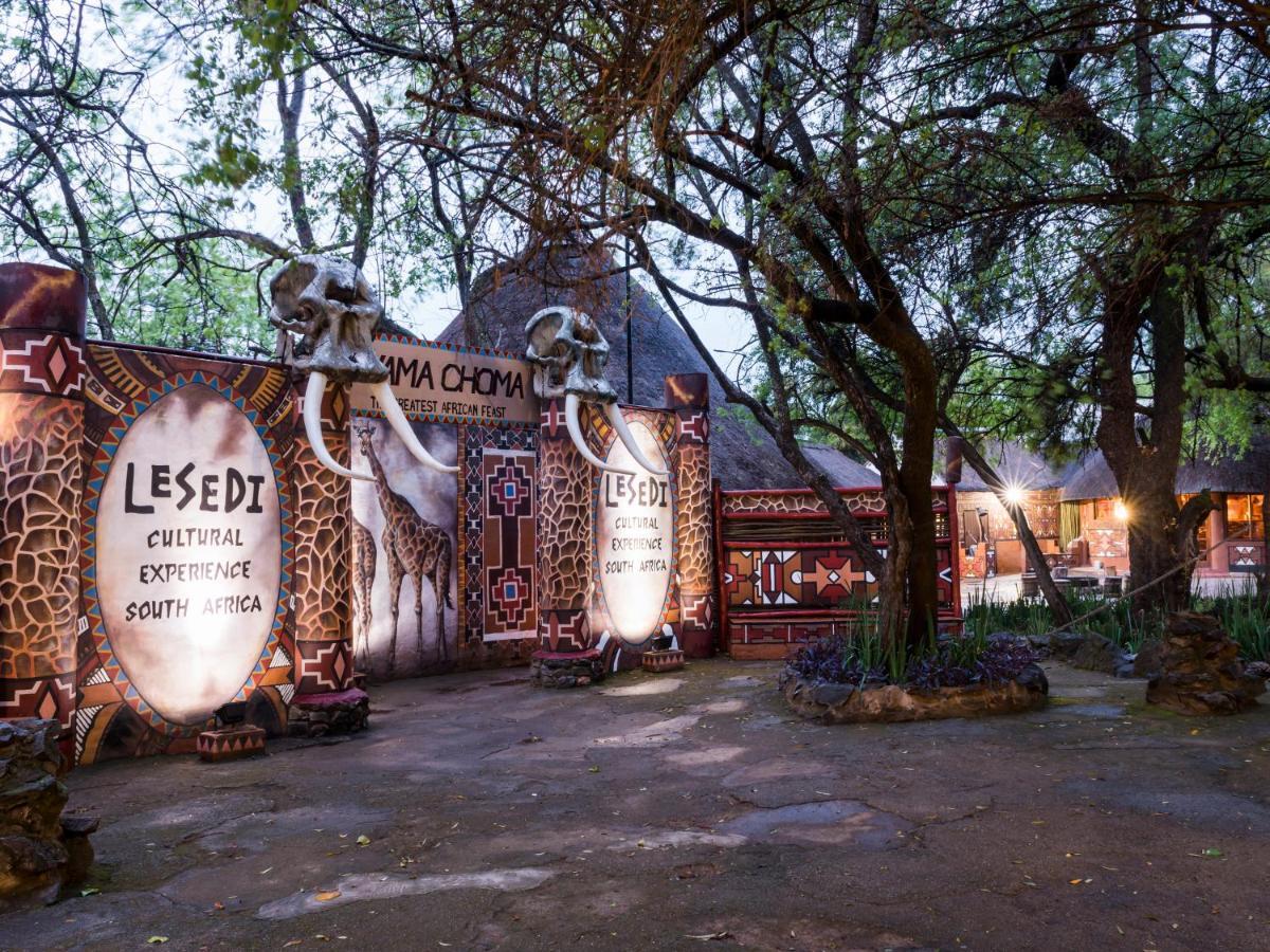 Aha Lesedi African Lodge & Cultural Village Broederstroom Eksteriør billede