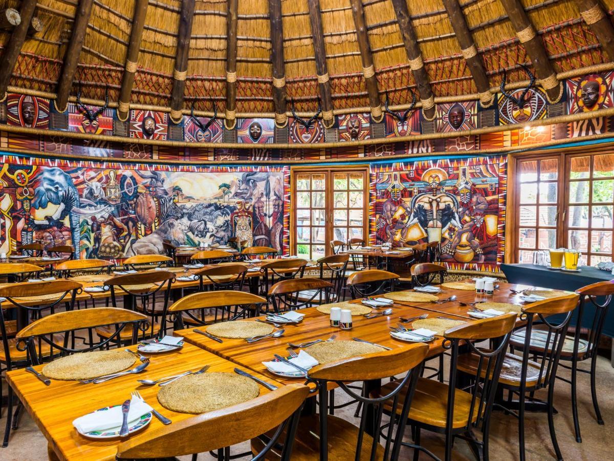 Aha Lesedi African Lodge & Cultural Village Broederstroom Eksteriør billede